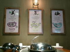 -马路边上·小海鲜烧烤(八一路店)