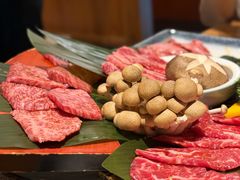 -炼火烤肉店