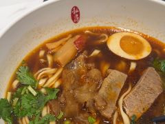 -康师傅私房牛肉面(申虹店)