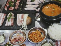 -黑豚黨韩国烤肉料理(悦然时光店)
