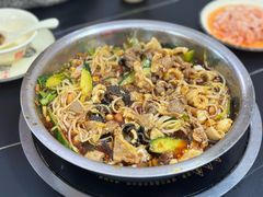 -周良天山牛杂城(天山路总店)
