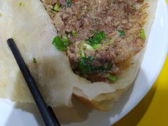 饼夹肉-老红桥炸灌肠牛肚锅烧烤(定福庄店)