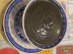 黑芝麻糊-广信牛奶甜品世家(台东店)