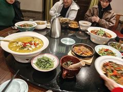 -川流不息·地道川菜·小龙虾(新松江路店)