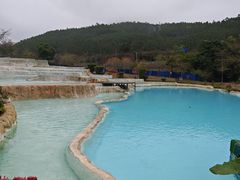 -十万大山布透温泉