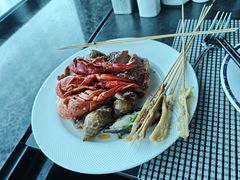 -亚洲国际大酒店·云顶阁旋转自助餐厅