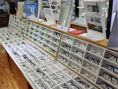 -MiRi眼镜·蔡司·星趣控·尼康控优点视觉合作店(南京东路店)