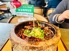 小锅响油油鳝丝-炊江南·上海菜(国展华漕店)