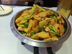 -小柒家第一锹东北菜(城关店)