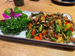 -麦麦山云南菜(复地活力城店)