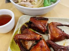 红烧乳鸽-吉莲利苑海鲜酒家(珠海拱北28年老字号店)