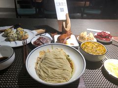 蟹粉生煎-十面春风·江南面馆(崇宁路店)