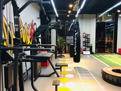 -Freedom Fitness私教健身俱乐部(徐虹北路店)