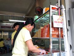 -Bánh Mì Huynh Hoa