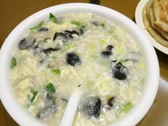 -李连贵酒家熏肉大饼(昆明街店)