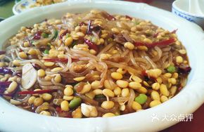 Stir-Fried Bean Sprouts with Rice Noodles