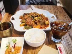 -成都你六姐·牛肉冒菜(城市集市合生汇店)