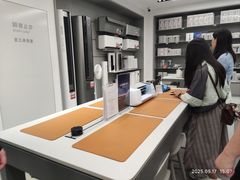 -小米之家(长宁中山公园龙之梦店)