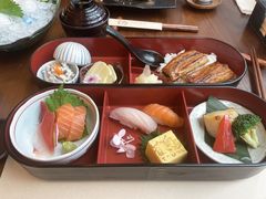 -Tsuru鹤日本料理(静安香格里拉店)