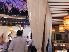 -荷塘秋月·本帮江浙菜(国权路店)