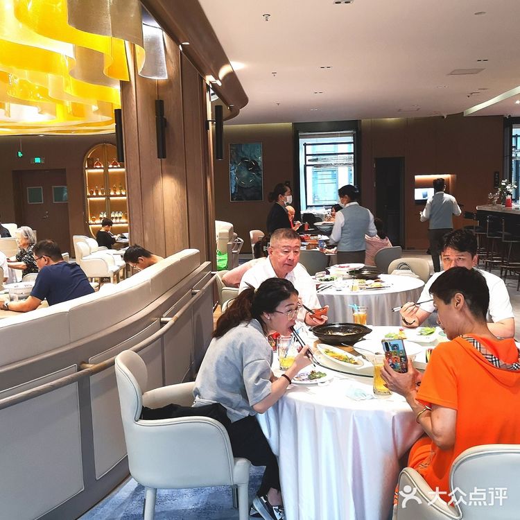 人均消费450元,您是这个层次人群里的吗?