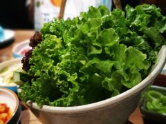 生菜-明洞阿姨·韩式酱蟹烤肉·创意料理(三元桥店)