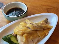 -侬佳蒸菜馆(听潮店)
