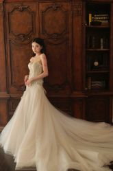 -LOVE SHINE婚纱·红鼎庄龙凤褂·妈妈装定制