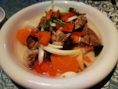手抓羊肉-巴扎美食·新疆菜·西域歌舞表演餐厅(新疆大厦店)