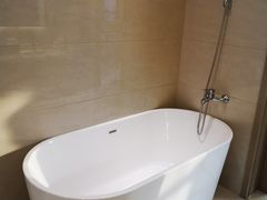 -兴芮温泉度假区