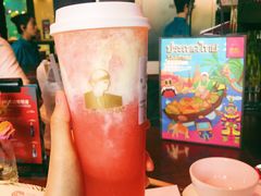 草莓桃子酪酪-LELECHA乐乐茶(新街口大洋店)