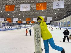 -乔波室内滑雪场