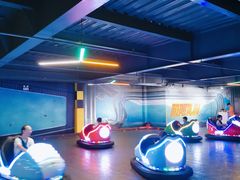-极限PLAY运动娱乐新世界·团建派对潮玩休闲馆·室内蹦极高空游乐园