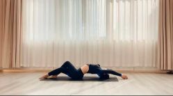 -亚太瑜伽普拉提学院