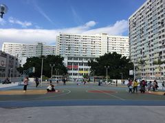 -彩虹村