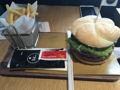 -麦当劳(新王府井店)