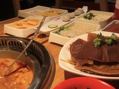 鸳鸯锅-季季红火锅(长沙步行街店)