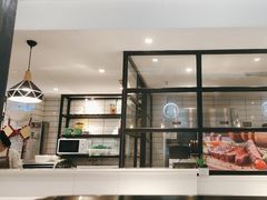 -西语炭烧牛排·西厨(石龙店)