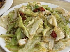 炝炒包菜-巧味小馆