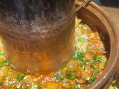 铜锅油焖鸡-一坐一忘云南菜(嘉里中心店)