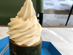 茉莉花冰淇淋-茶是一枝花泡茶店