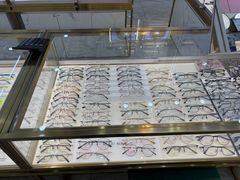 -世纪大明眼镜·蔡司授权店(武昌旗舰店)