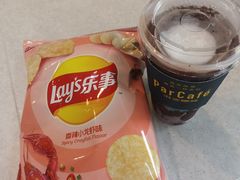 -全家便利店(江湾镇站店)