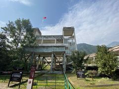 -四川汶川特大地震漩口中学遗址