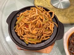 -马尔龙新疆饭店·清真(瑞景店)