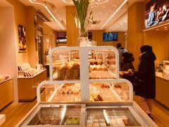 -好利来(东四店)
