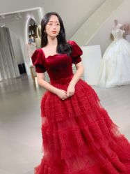 -艾米丽婚纱礼服