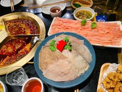 -周师兄大刀腰片火锅(洪崖洞旗舰店)