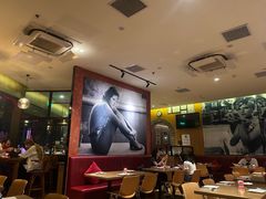 -斯普汇生蚝牛排馆(中骏世界城店)