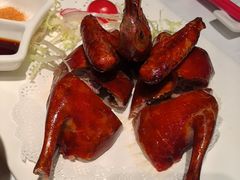 玻璃脆皮乳鸽皇-新雅(丰盛里店)